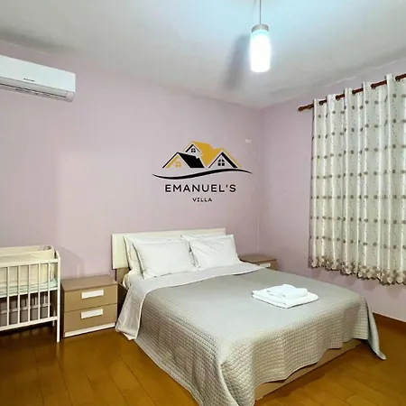 Emanuel's Apartament *